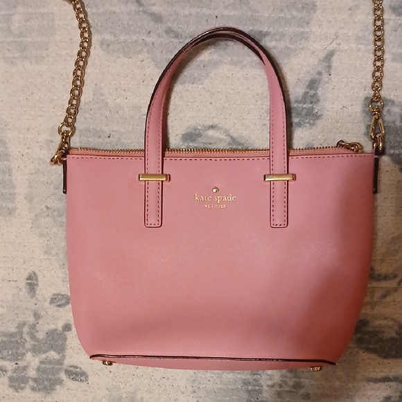 Kate Spade Pink Mini Bag with Gold Chain - Picture 1 of 10